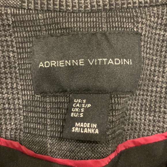 Adrienne Vittadini Women's Grey Plaid, Single- Button Blazer w/ Pockets, Size S - Picture 4 of 6